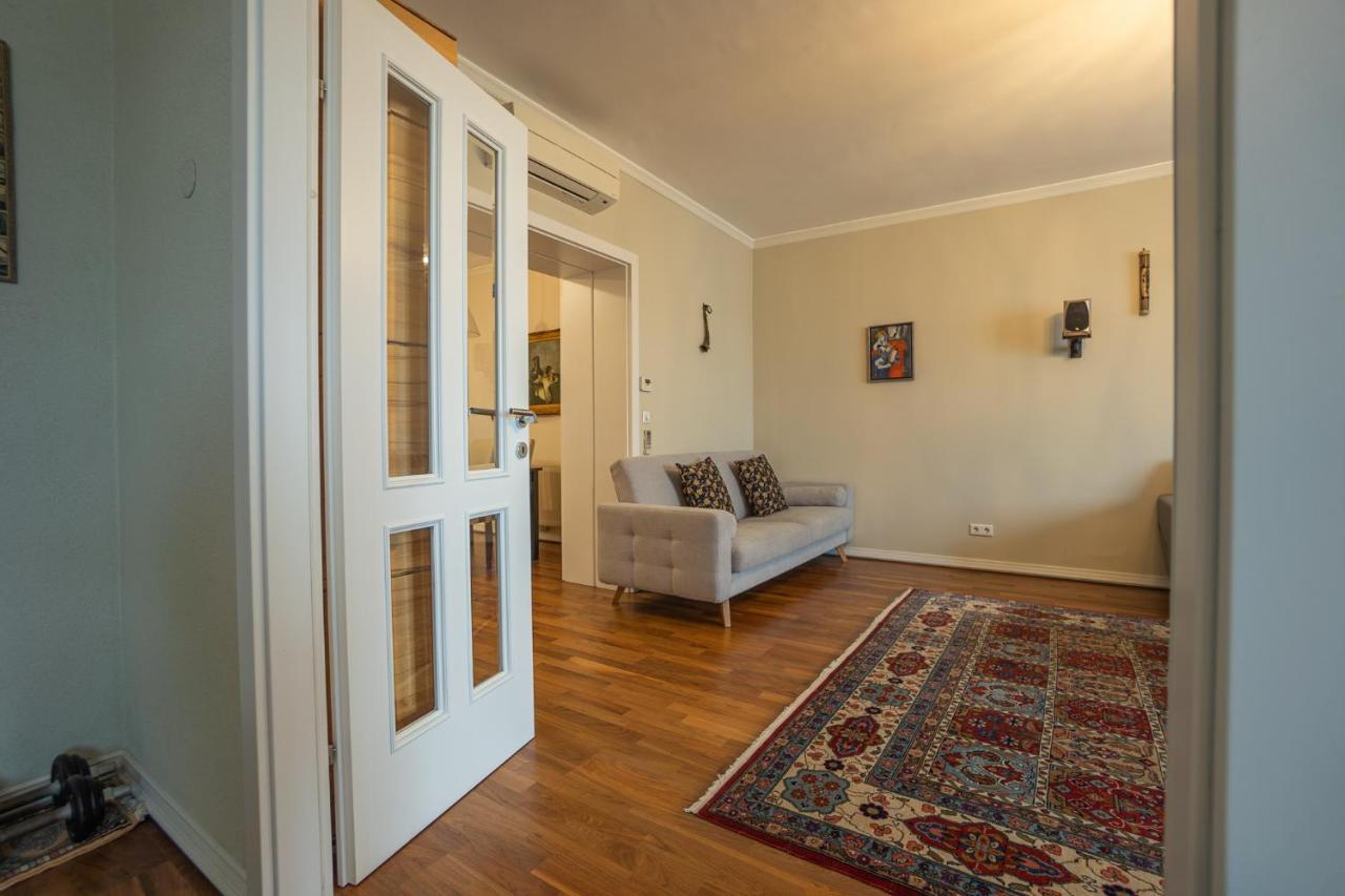 Apartment With A Balcony - 15 Min To City Center Wien Eksteriør billede