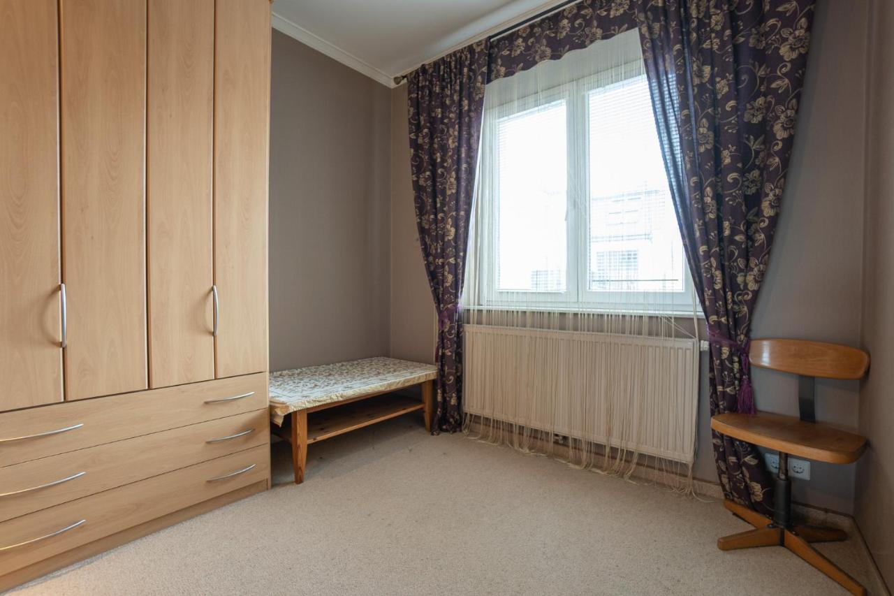 Apartment With A Balcony - 15 Min To City Center Wien Eksteriør billede