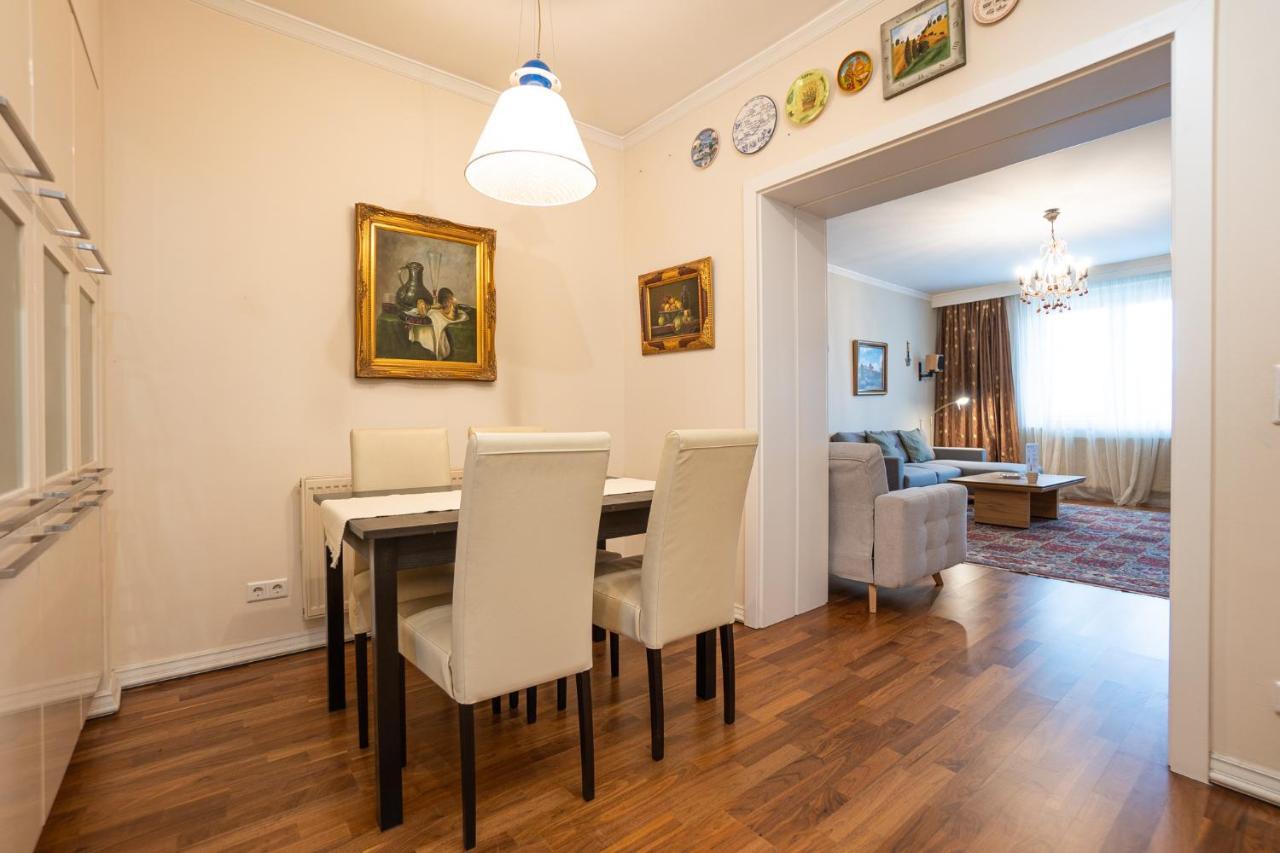 Apartment With A Balcony - 15 Min To City Center Wien Eksteriør billede
