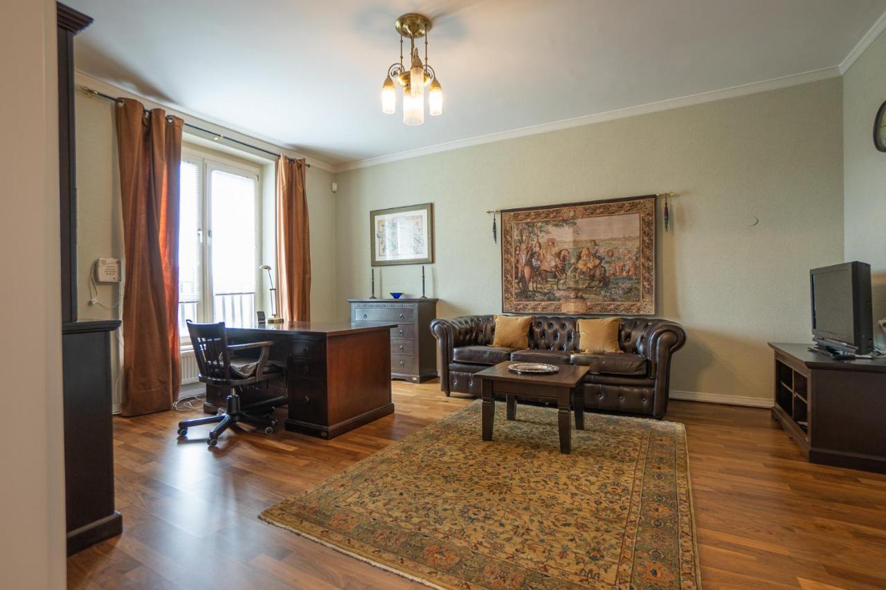 Apartment With A Balcony - 15 Min To City Center Wien Eksteriør billede