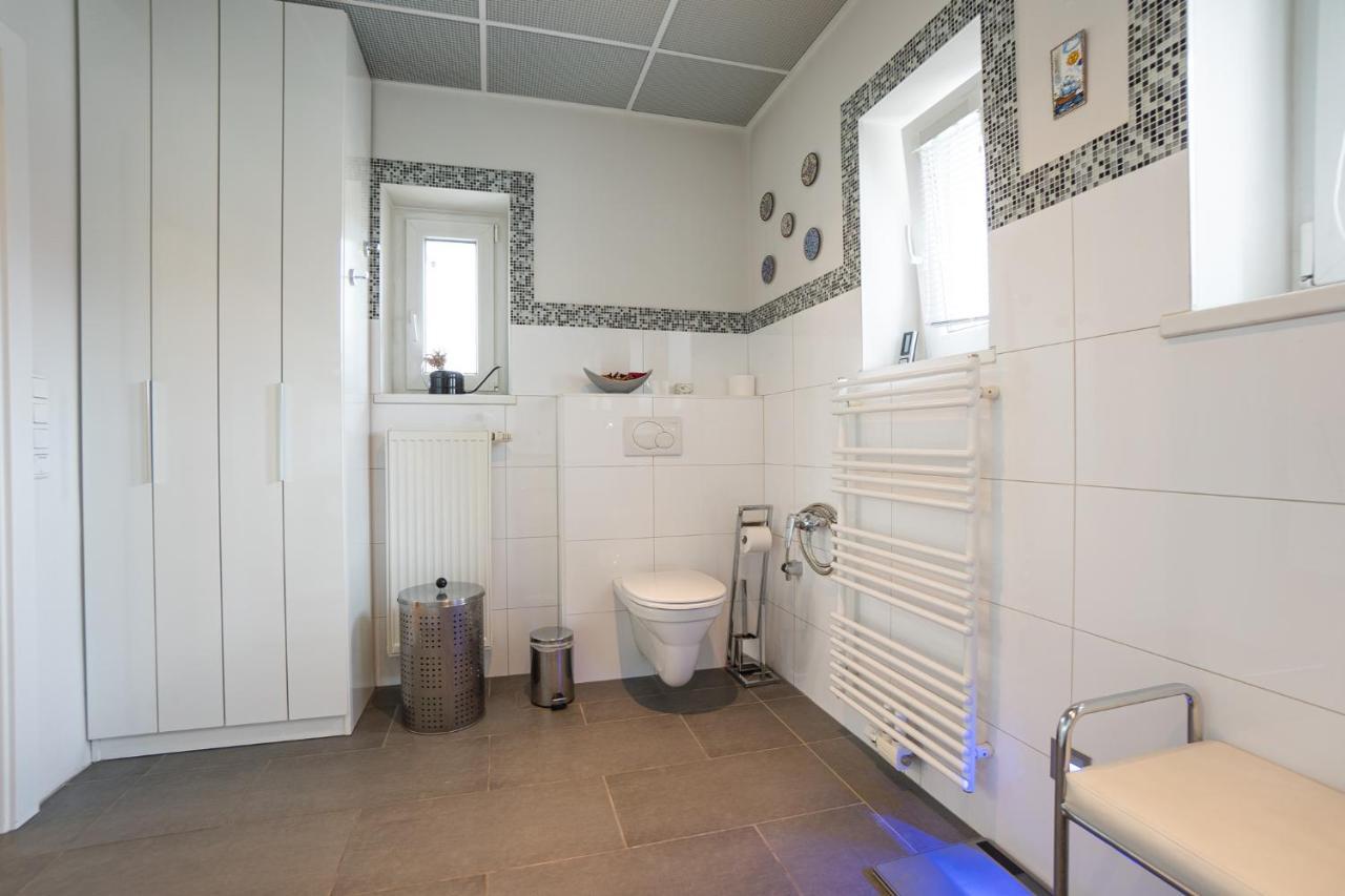 Apartment With A Balcony - 15 Min To City Center Wien Eksteriør billede